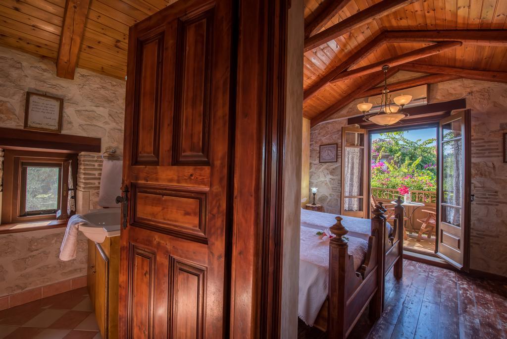 Hostal Ktima Kourou Plános Habitación foto