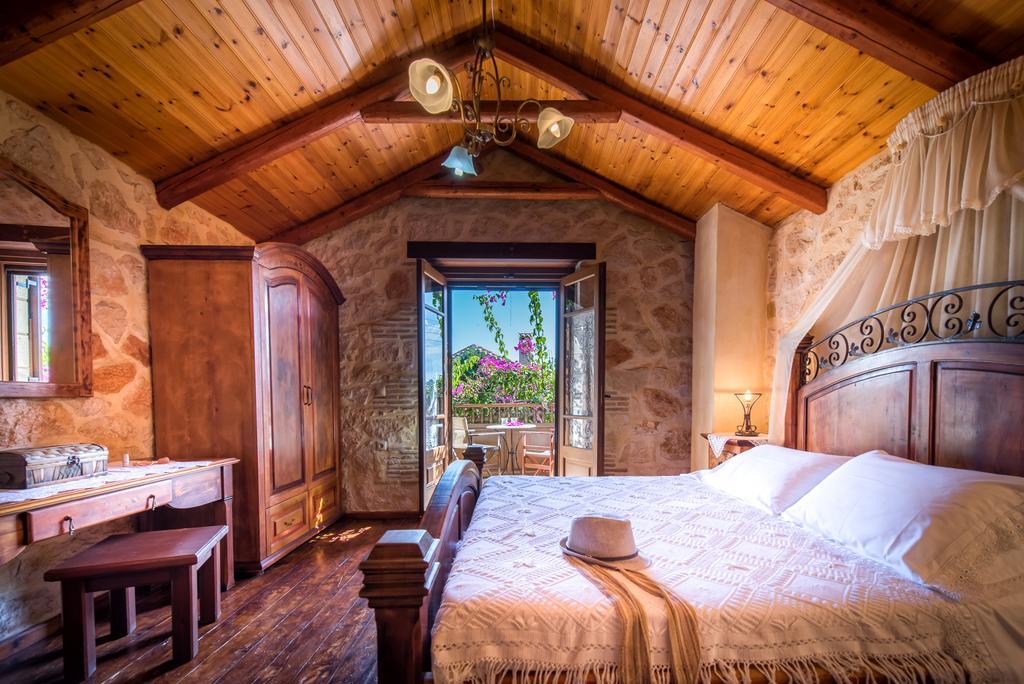 Hostal Ktima Kourou Plános Habitación foto