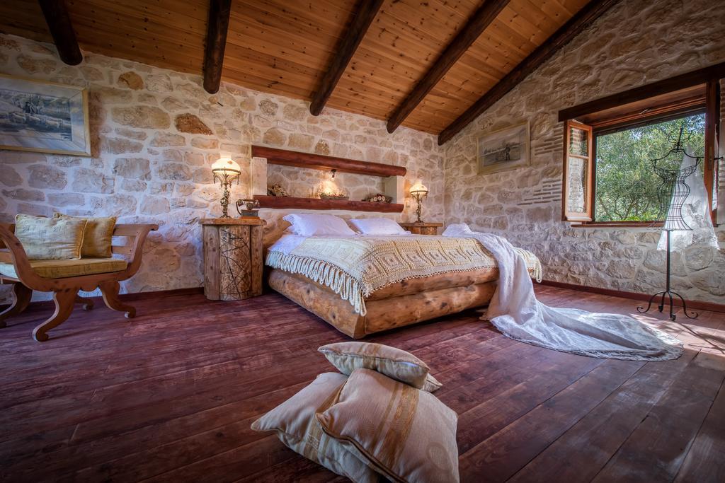 Hostal Ktima Kourou Plános Habitación foto